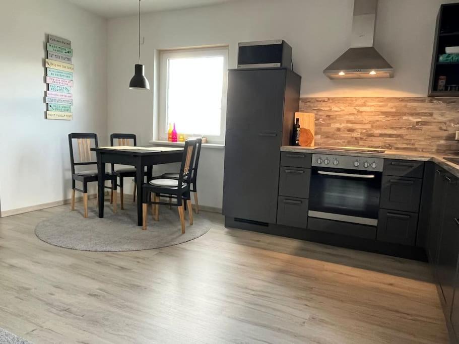 Appartement Buechensaal Mit Stellplatz Erlensee Exteriör bild